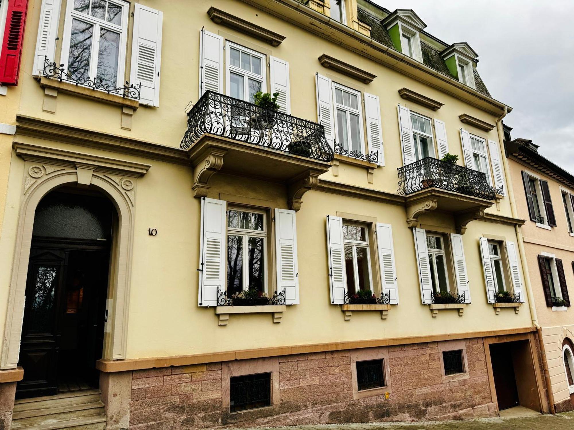 Schloss Apartment, Zentrum Baden-Baden Eksteriør bilde